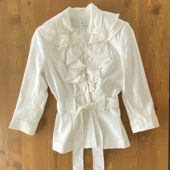 Andrea Becker Stylish Ruffled Button-Down Jacket - Picture 1 of 7
